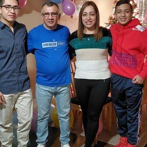 Meet your Posher, Mylena